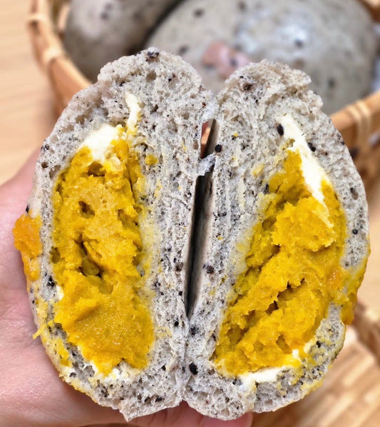 LEANLIFE Steamed Bun – pumpkin and cream cheese filling