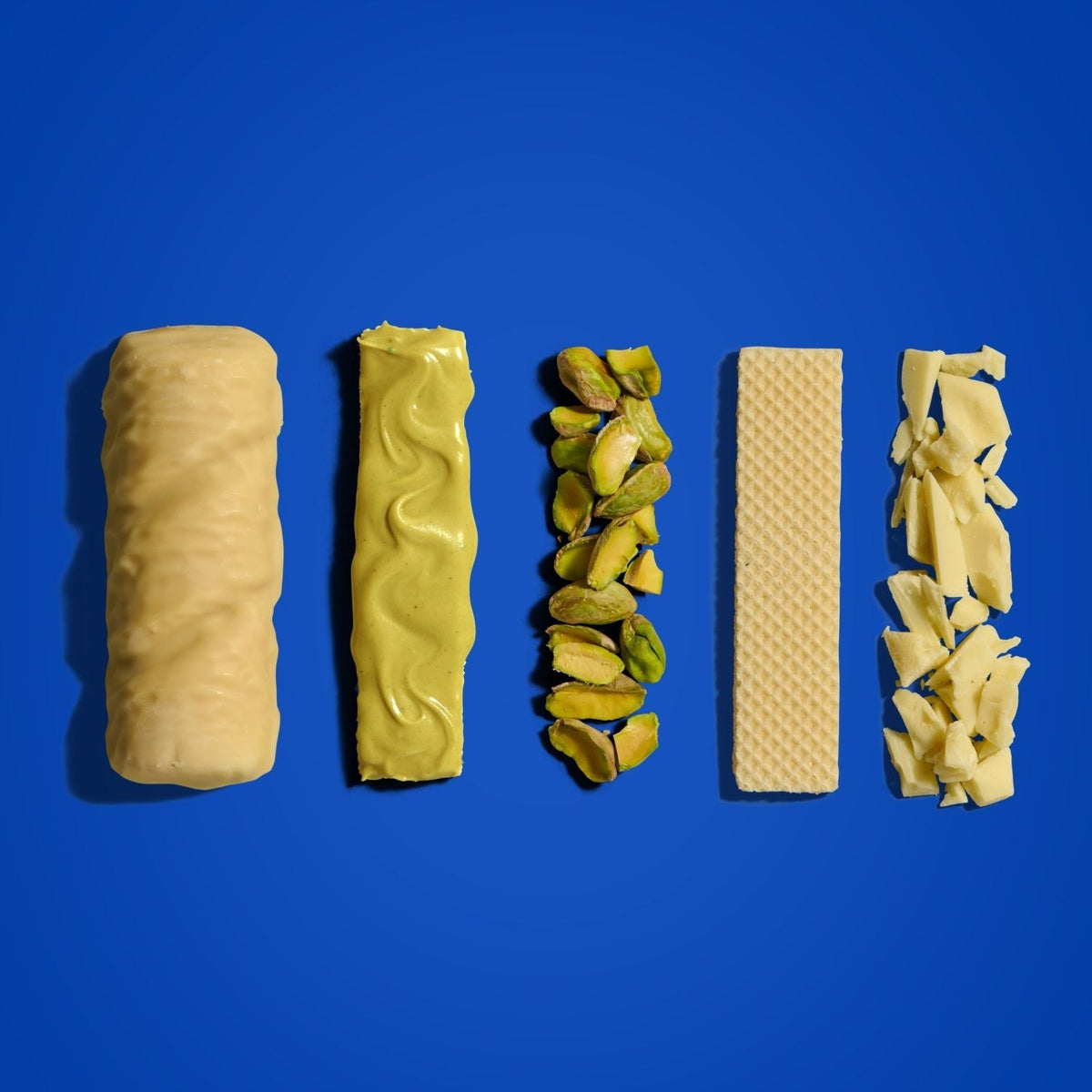 Ahead White Crazy Pistachio Cream-Filled Wafer Bar 30g