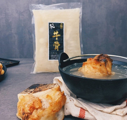 炙燒黃金牛骨湯 骨頭湯（草飼牛骨）