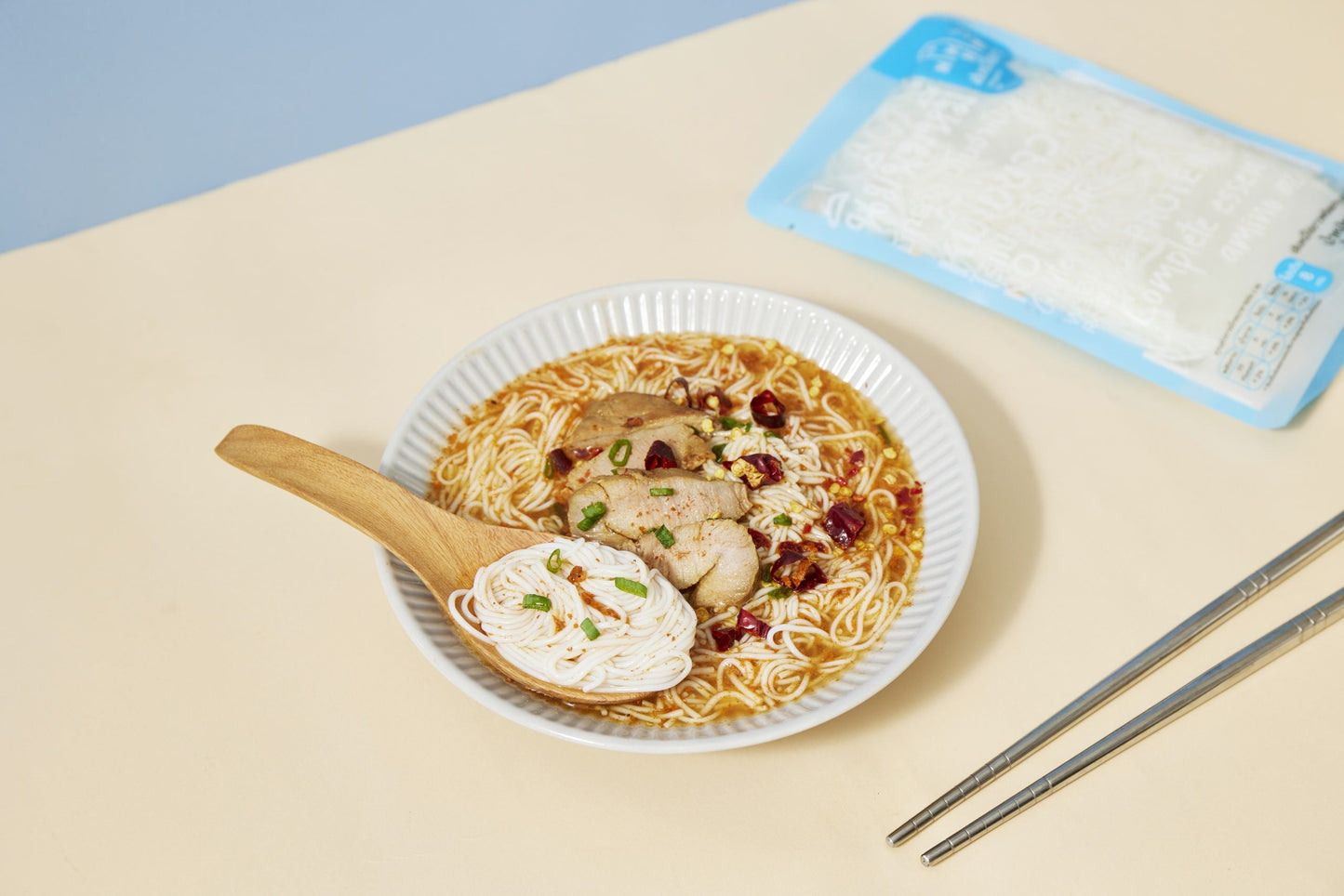 Nimnim - 蛋白幼麵 淨麵重100克